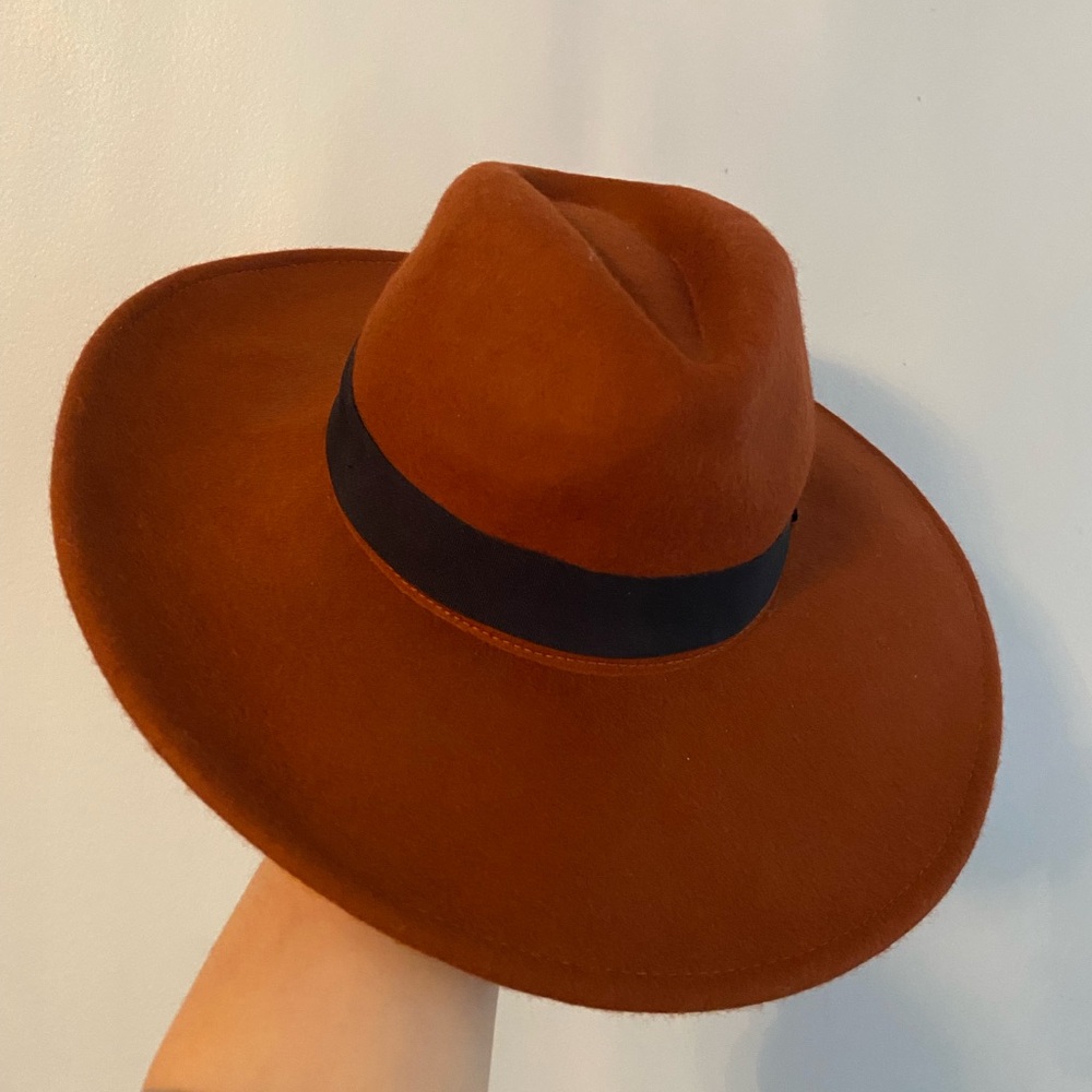 NWT! 100% Wool Wide-Brim Hat in Rust Orange/Brown